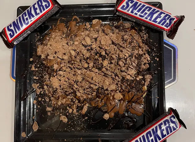 SNICKERS MINI PANCAKES 🍫